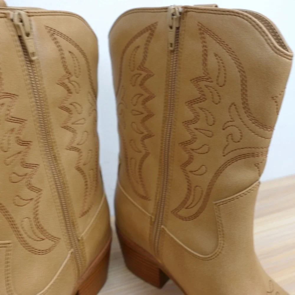 Western Boho Cowboy Boots Womens 6 Natural Tan Leather Festival DV Dolce Vita